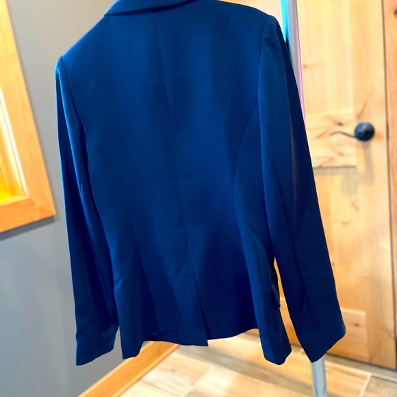 Kittenish - Navy Open Front Blazer , Size Medium - Picture 3 of 3